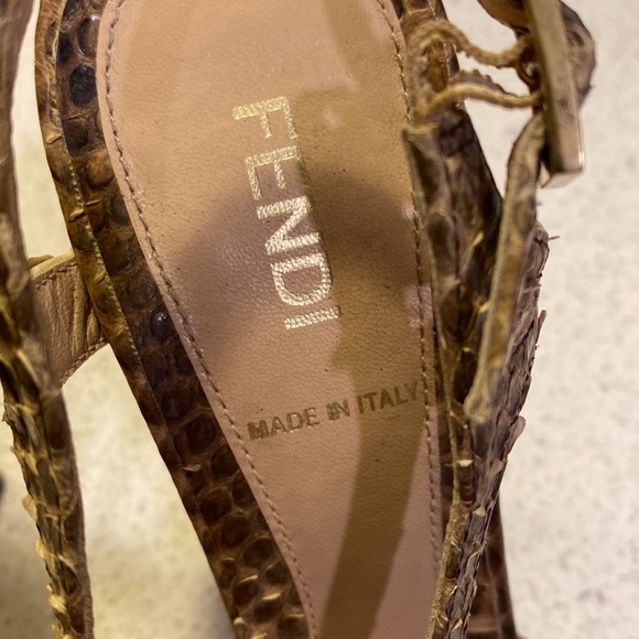 Snakeskin FENDI heels - Picture 4 of 9